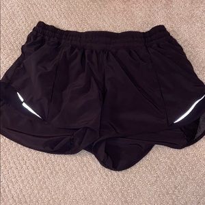 Lululemon Hotty Hot Shorts 4 in inseam